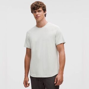 Lululemon Men’s “License To Train” Short Sleeve (M) *BESTSELLER*